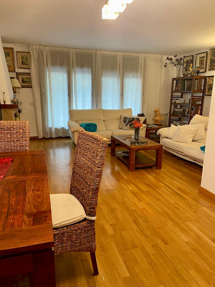 Casa adossada de 4 habitacions en venda a Aixirivall, Sant Julià de Lòria · 22 de 60