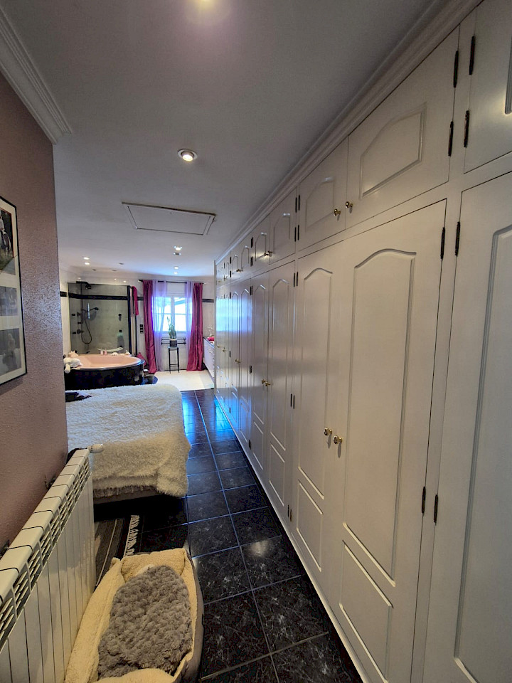 3-bedroom flat for sale in Andorra la Vella · 45 of 60