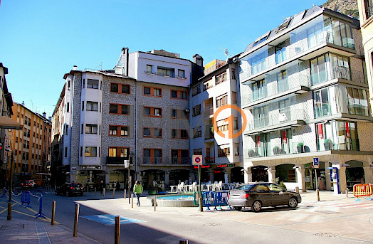 “Actualment llogat” En venda pis cèntric de 5 habitacions a Andorra la Vella