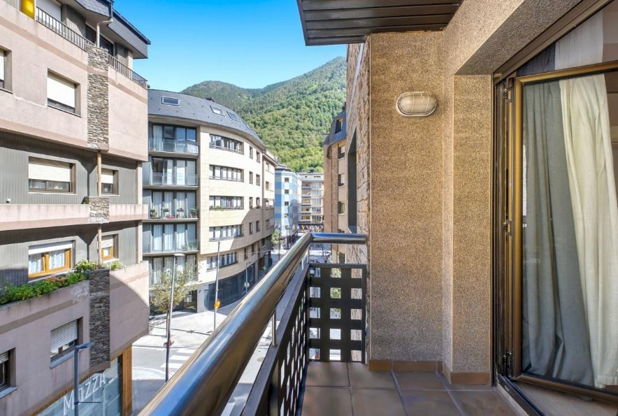 3-bedroom flat for sale in Andorra la Vella · 48 of 60